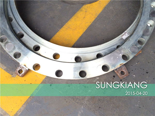 大口徑加固型橡膠軟連接加工過程 加固型橡膠接頭:橡膠接頭加裝加固裝置教程!