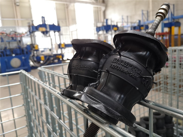 橡膠球體軟接頭DN100 PN1.6 不帶法蘭橡膠軟連接